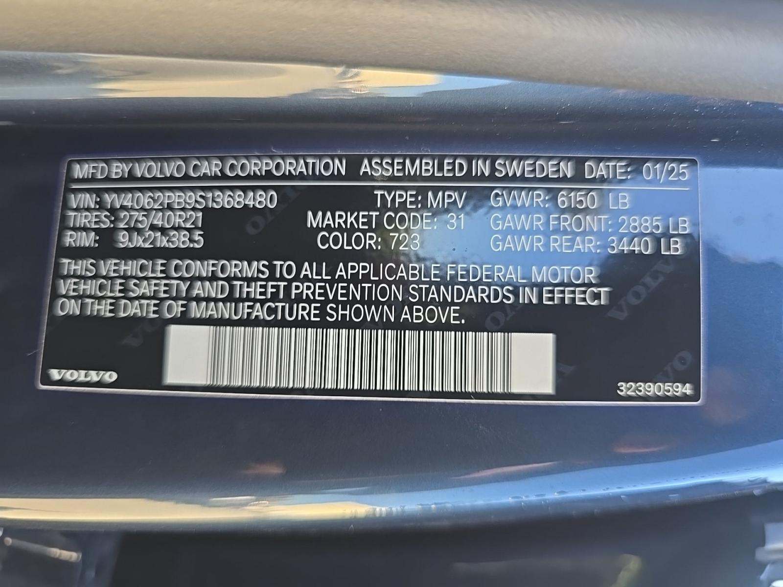 2025 Volvo XC90 B6 Plus AWD