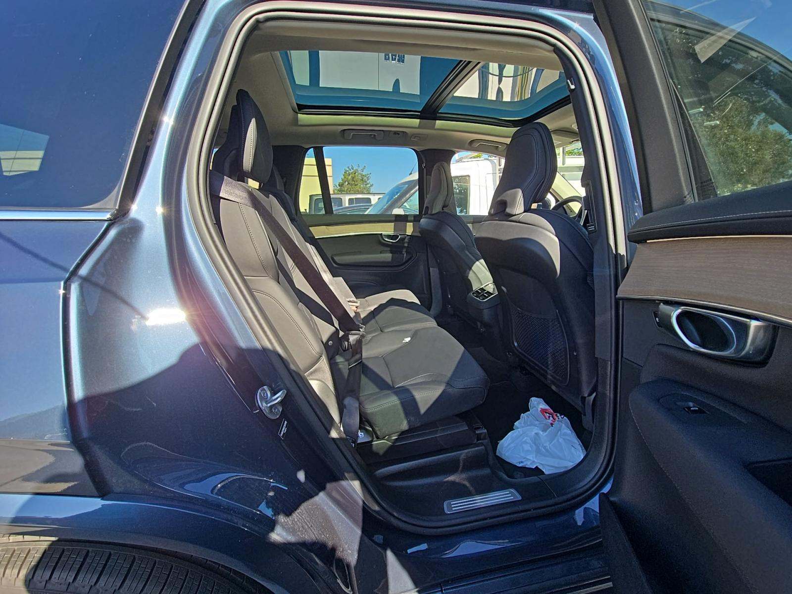 2025 Volvo XC90 B6 Plus AWD