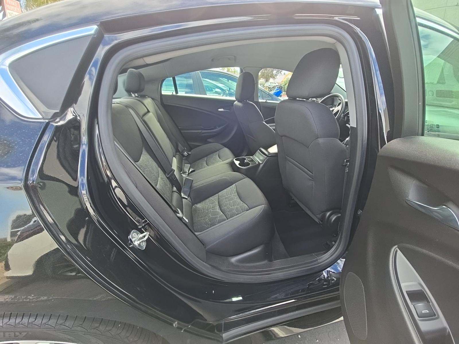 2018 Chevrolet Volt LT FWD