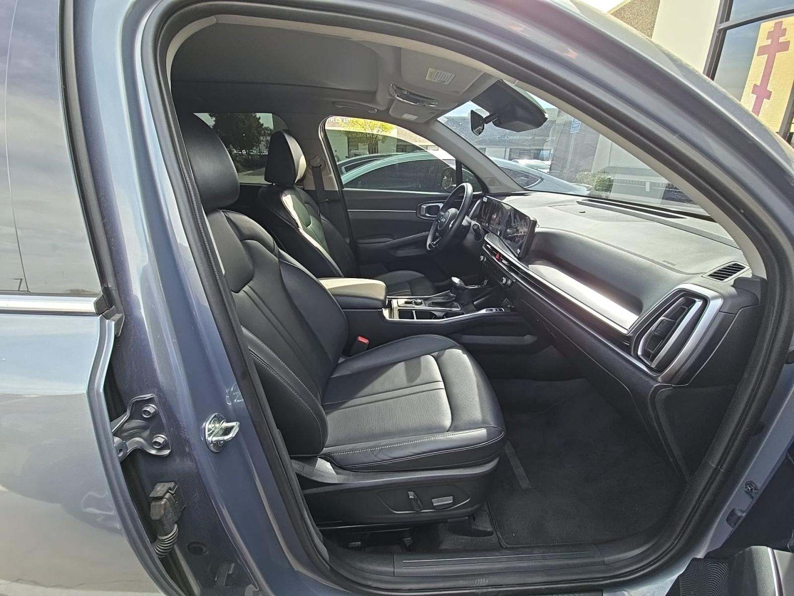 2024 Kia Sorento EX FWD