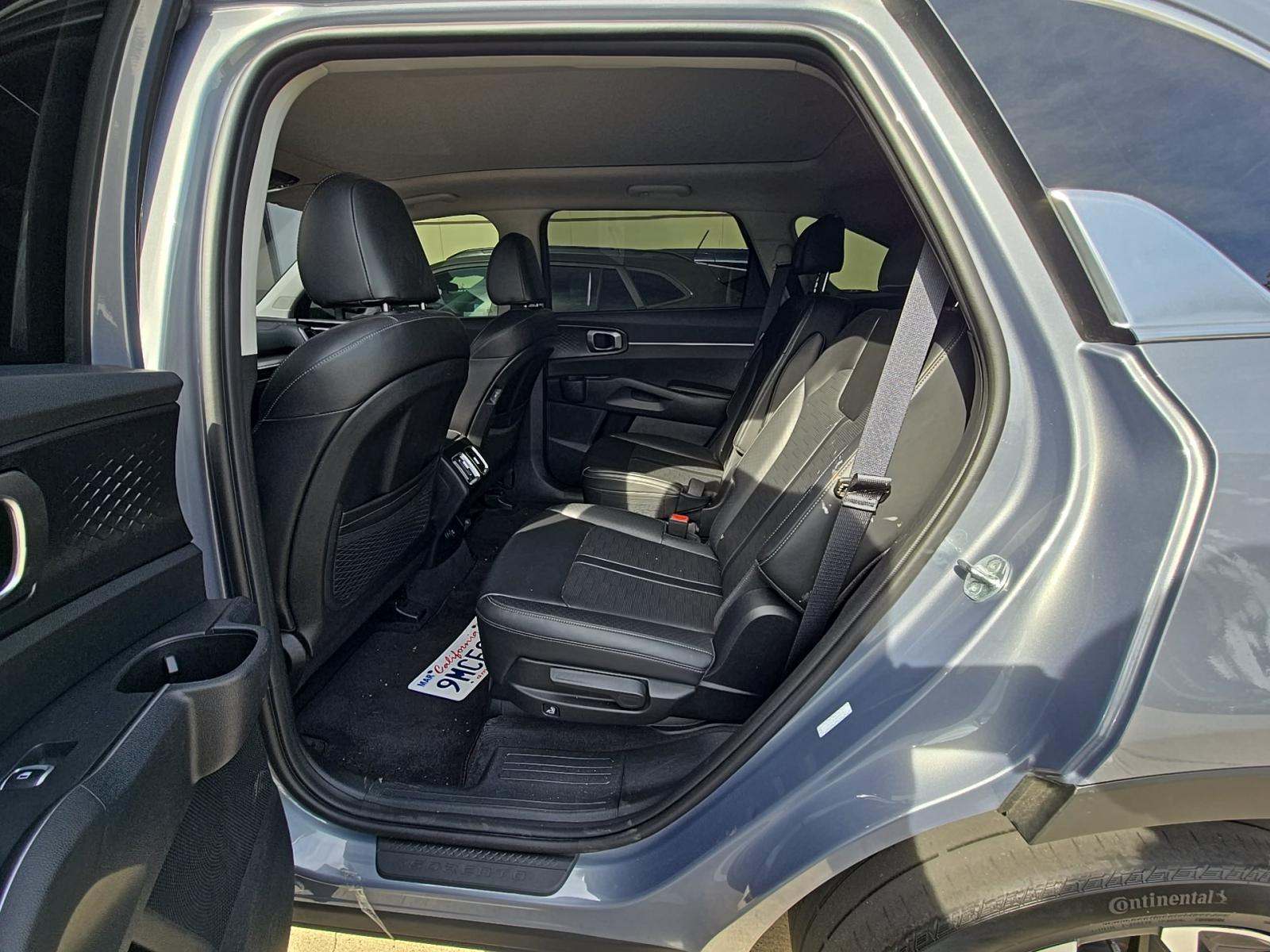 2024 Kia Sorento EX FWD