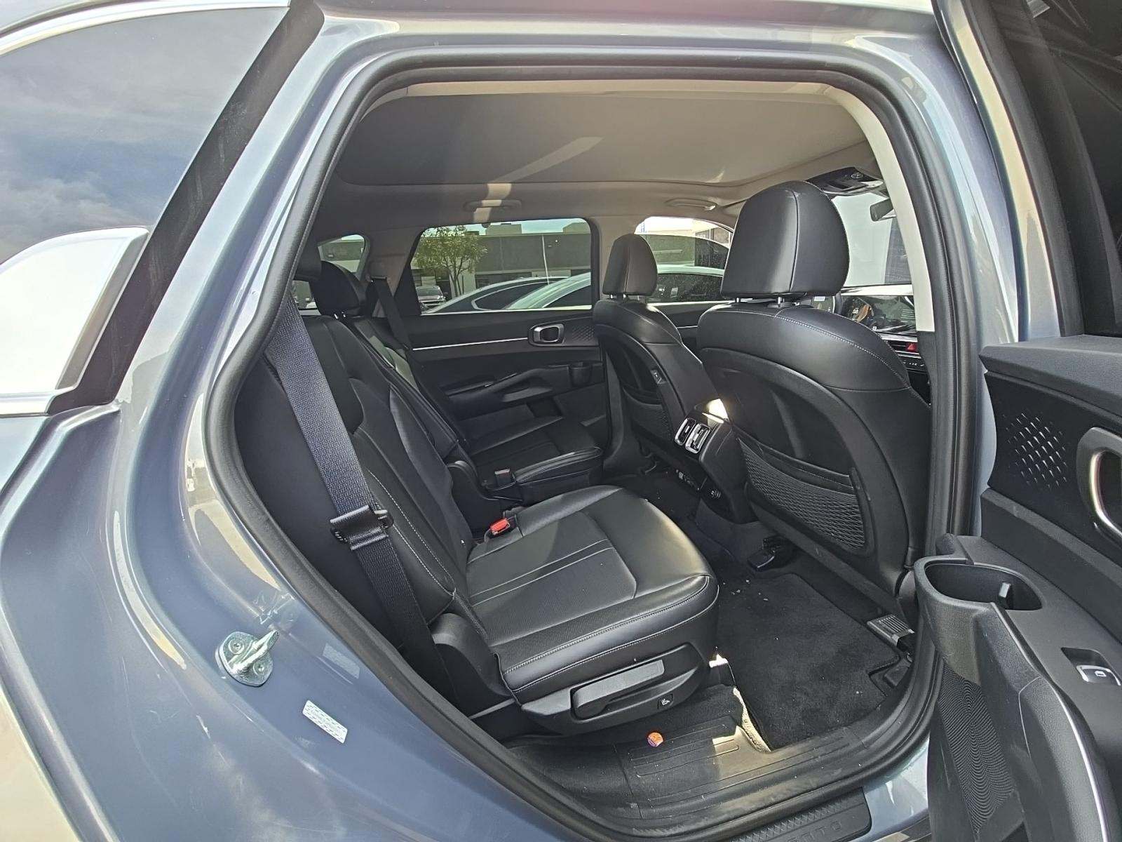 2024 Kia Sorento EX FWD