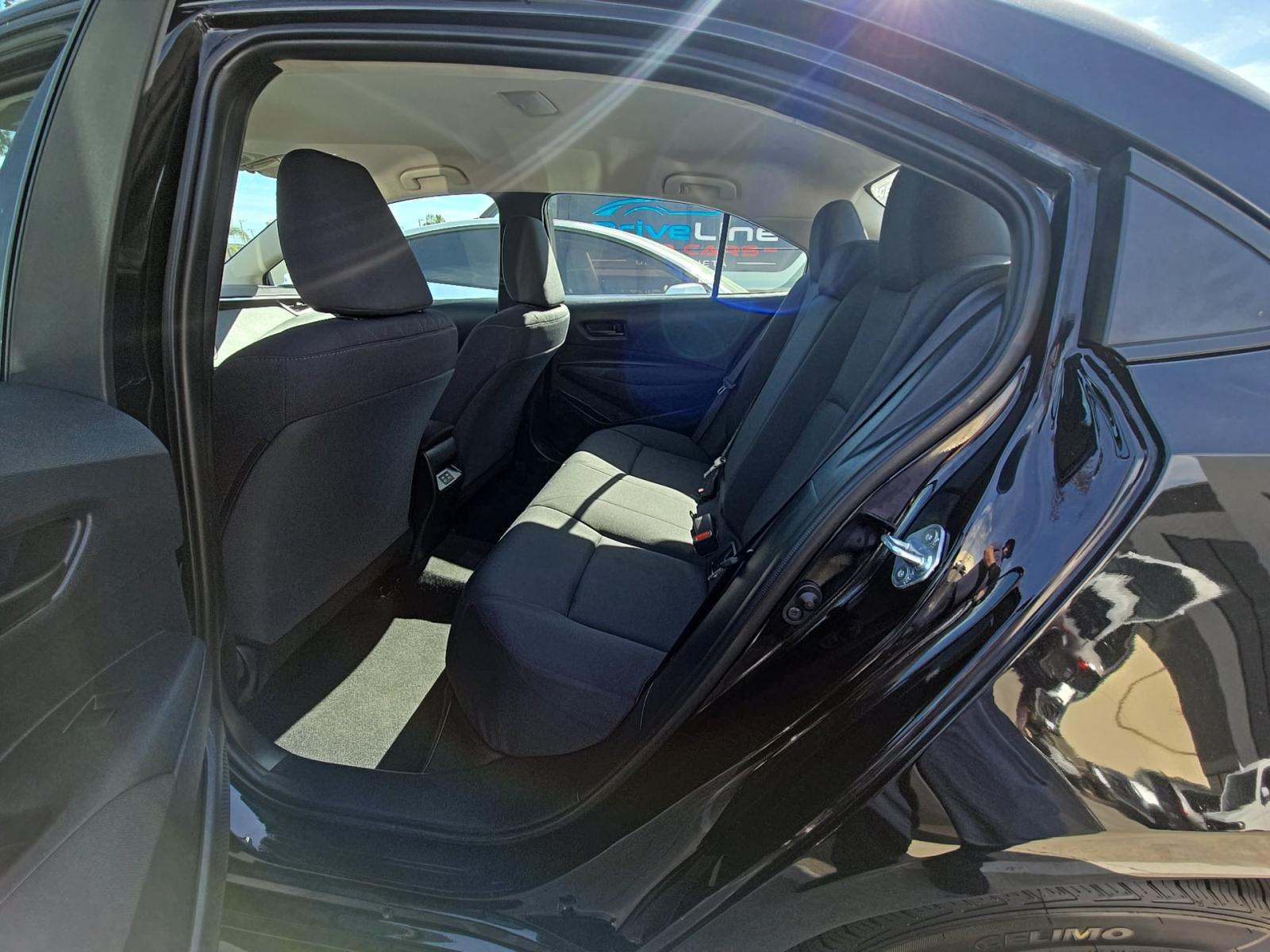 2025 Toyota Corolla LE FWD