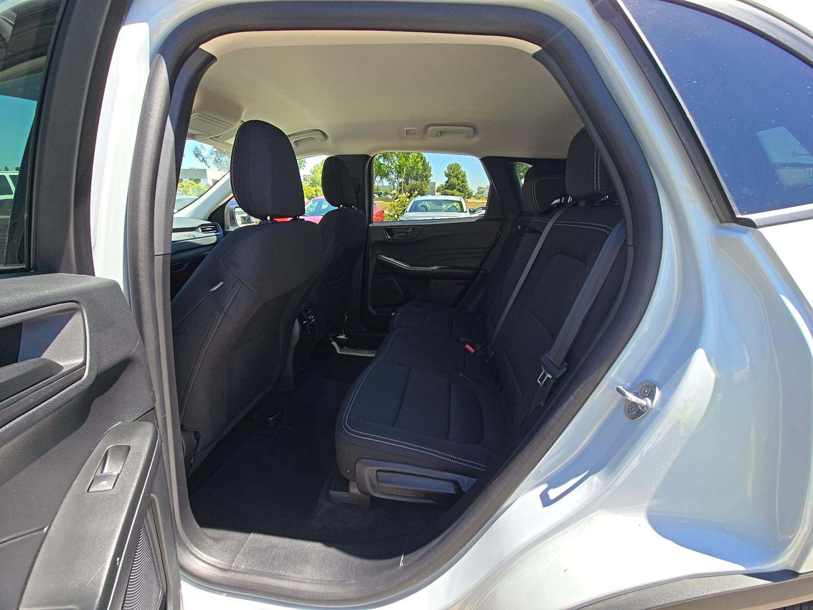 FORD ESCAPE - 9
