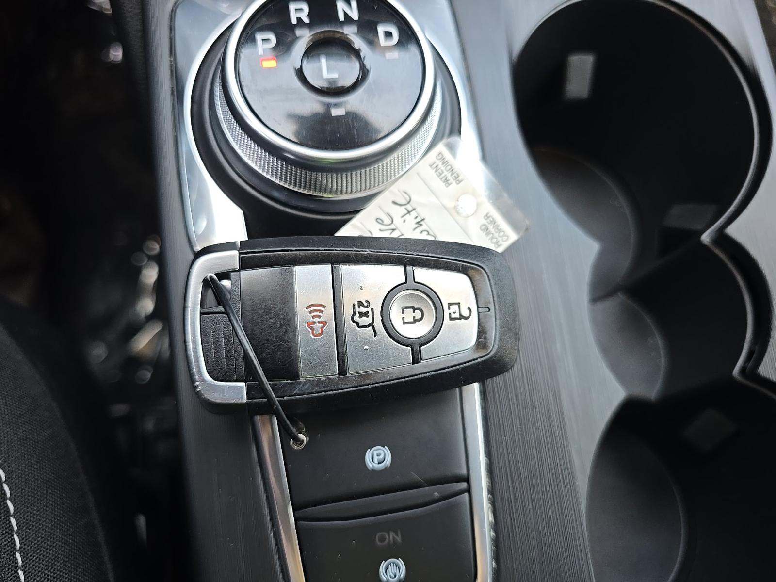 FORD ESCAPE - 4