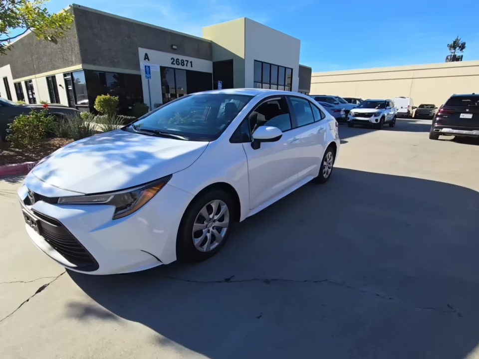 2025 Toyota Corolla LE FWD