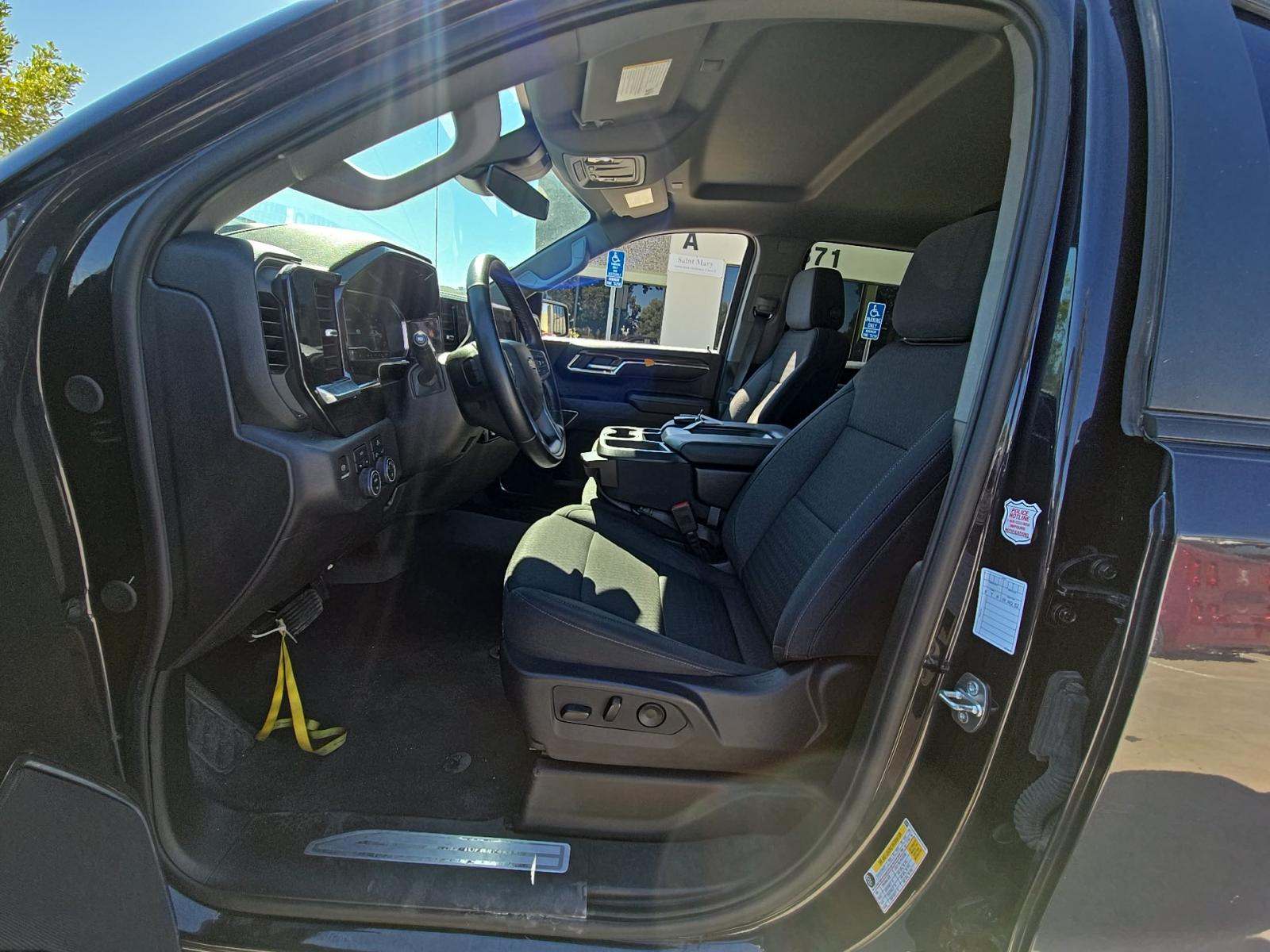 2024 Chevrolet Silverado 1500 LT AWD