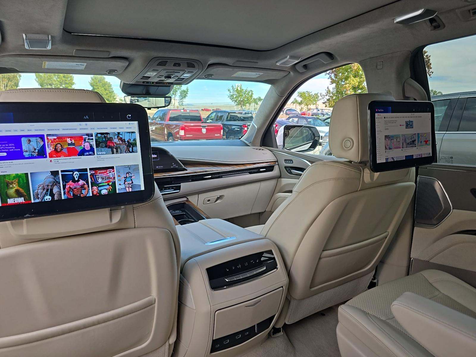 2024 Cadillac Escalade Sport Platinum AWD