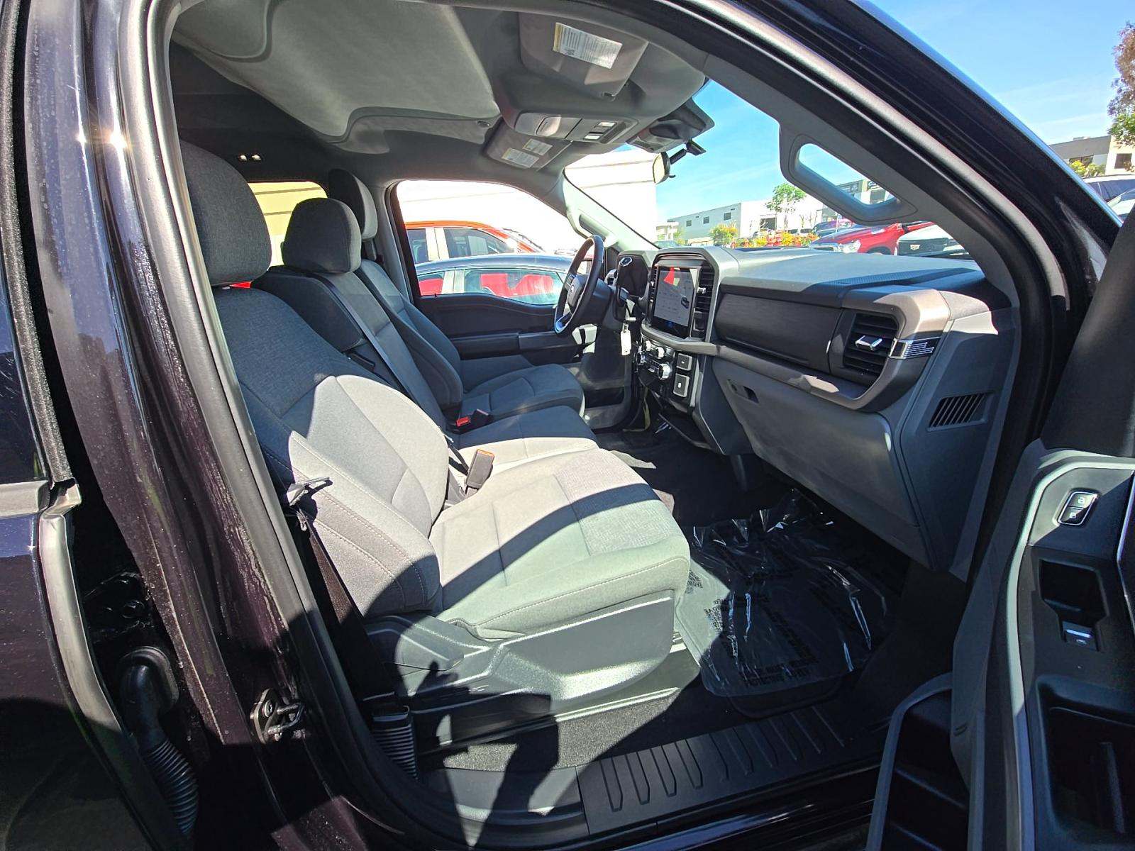 2025 Ford F-150 XLT RWD