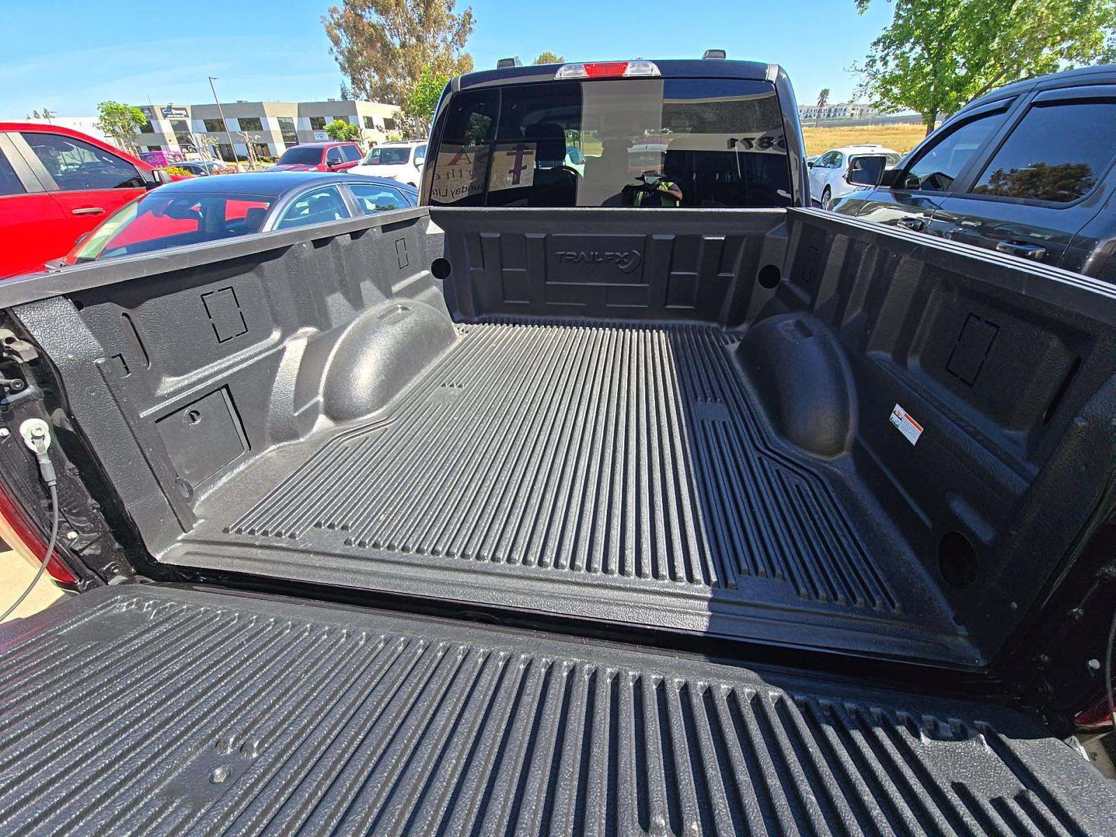 2025 Ford F-150 XLT RWD