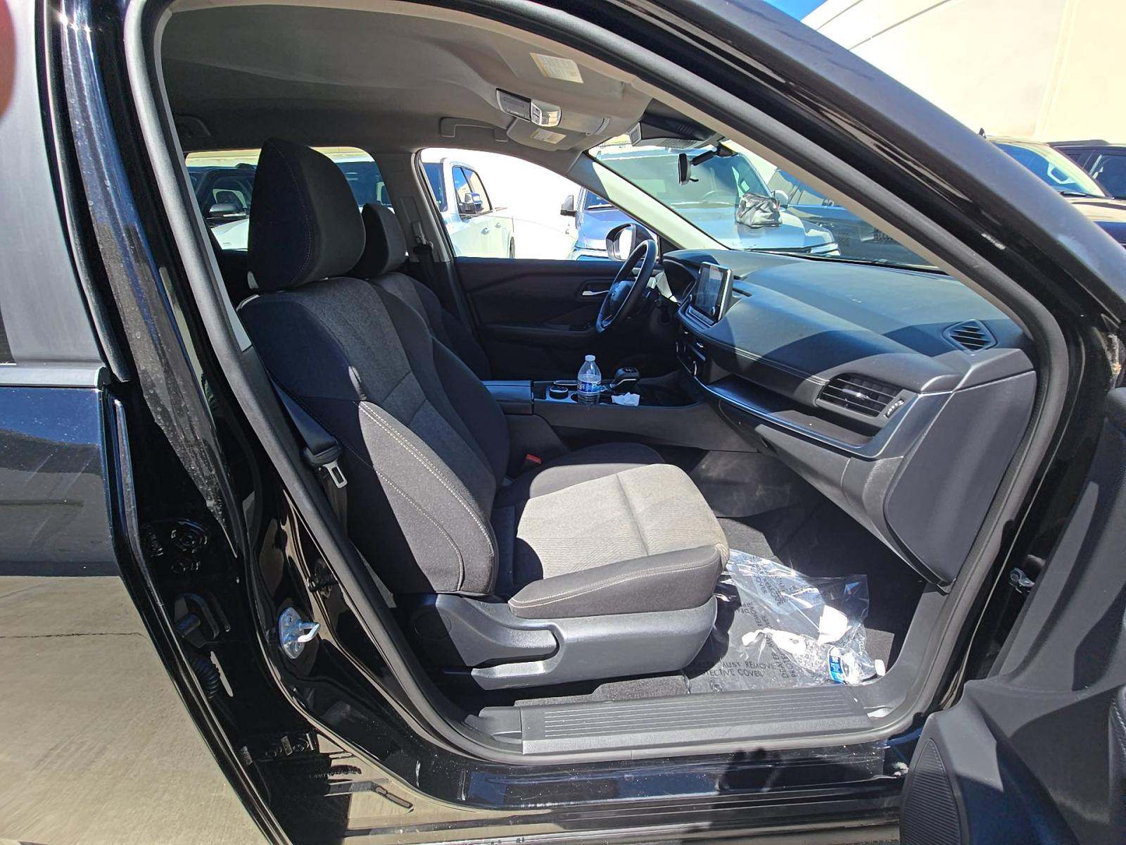 2025 Nissan Rogue SV AWD
