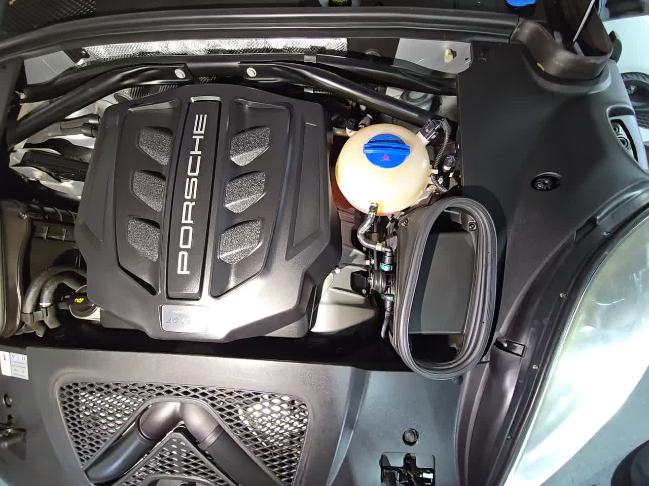 2017 Porsche Macan S AWD