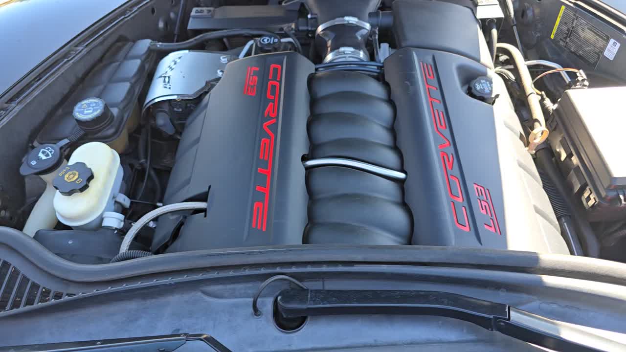 Chevrolet Corvette Z16 Grand Sport Convertible 2LT снимка Chevrolet Corvette Z16 Grand Sport Convertible 2LT