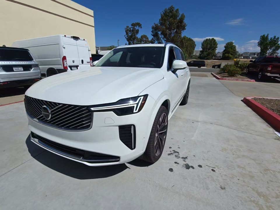 2025 Volvo XC90 B6 Plus AWD