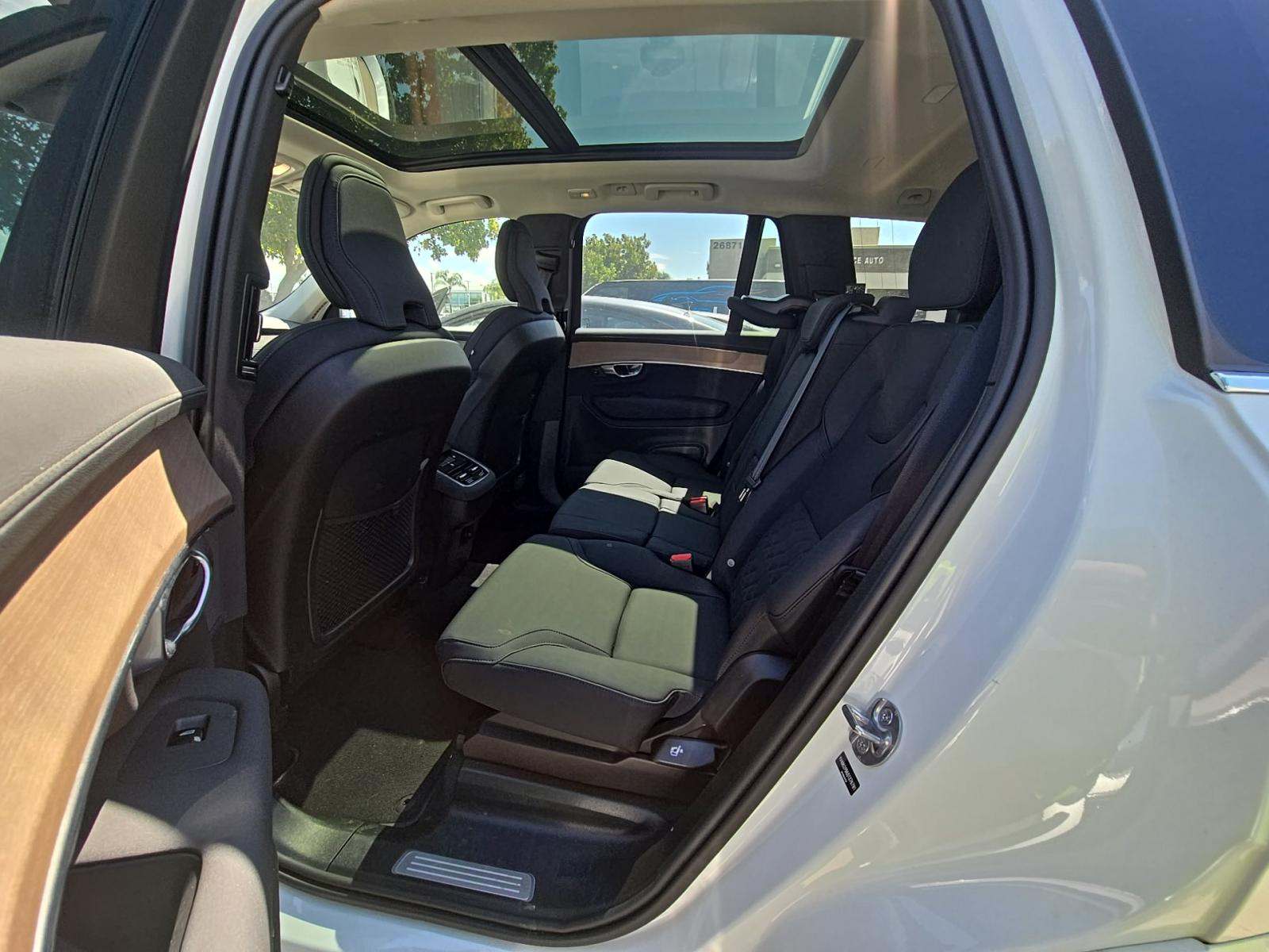 2025 Volvo XC90 B6 Plus AWD