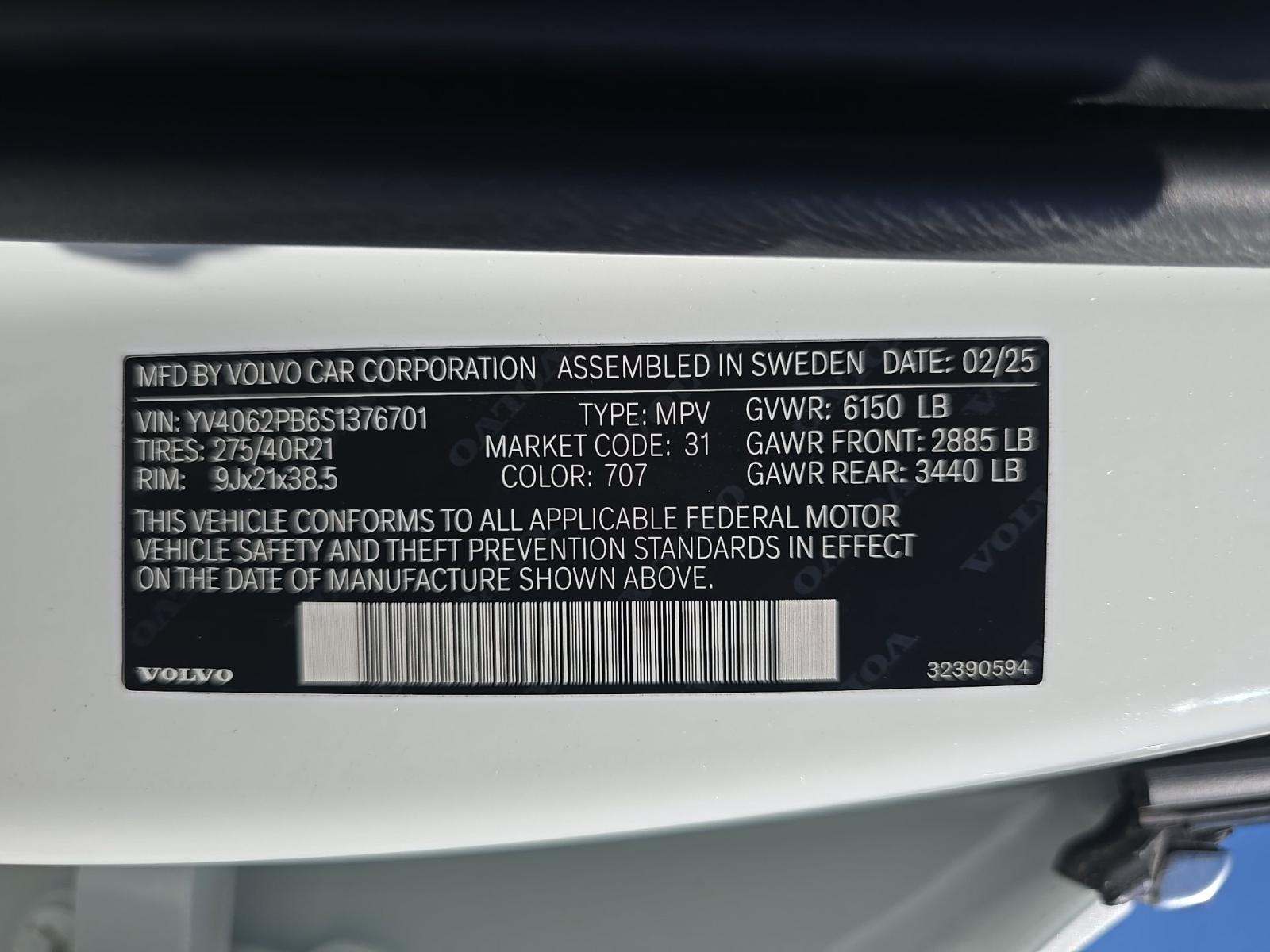 2025 Volvo XC90 B6 Plus AWD