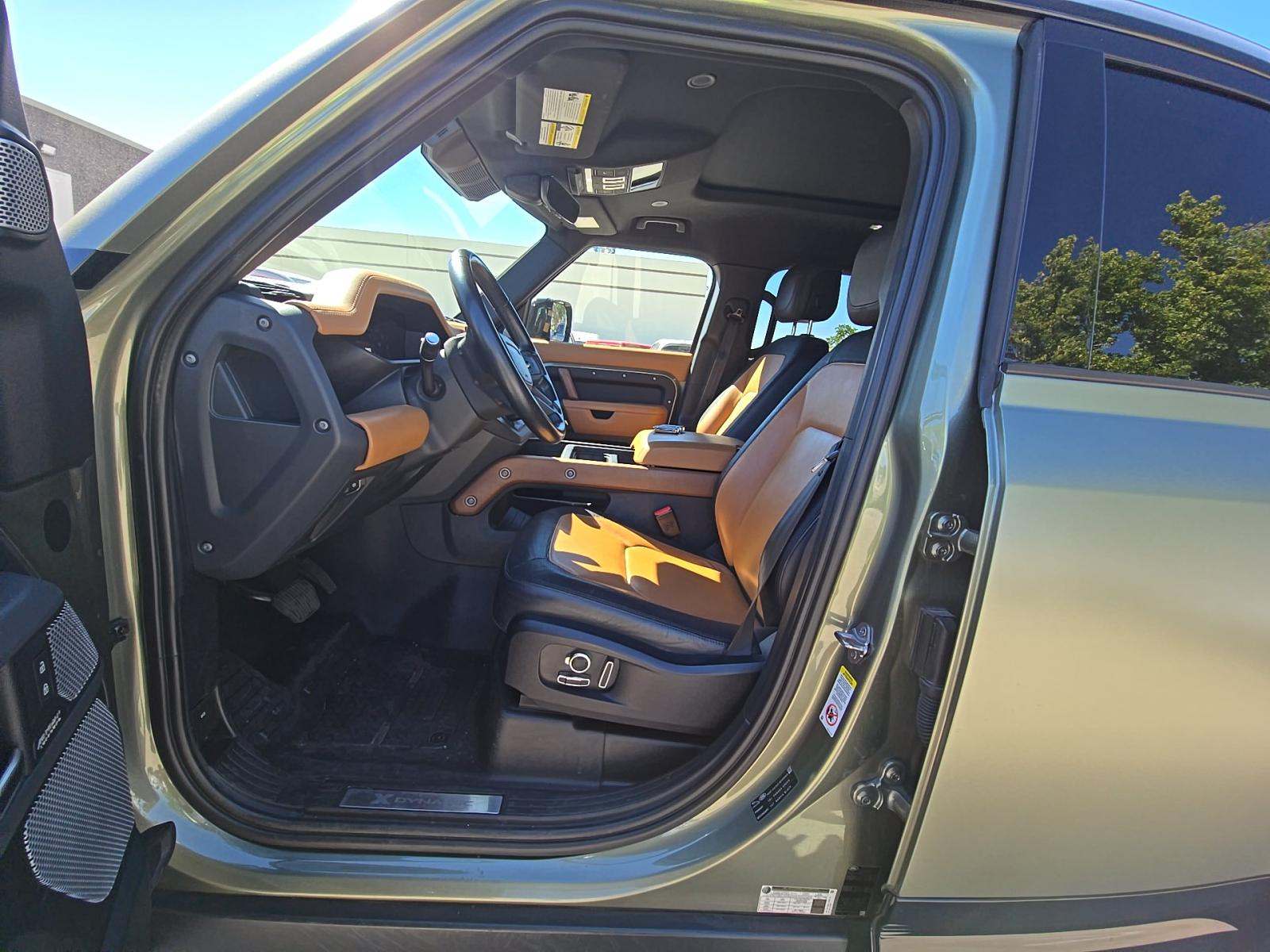 2023 Land Rover Defender 130 X-Dynamic SE AWD