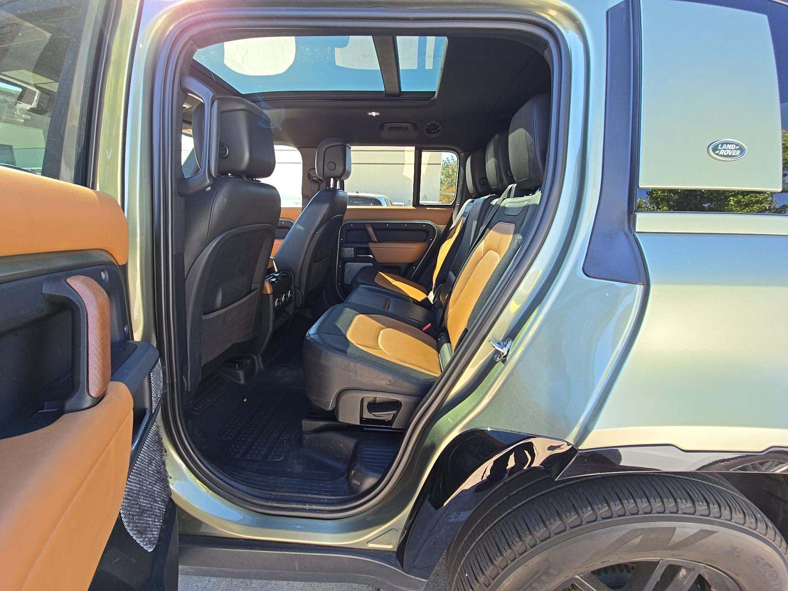 2023 Land Rover Defender 130 X-Dynamic SE AWD