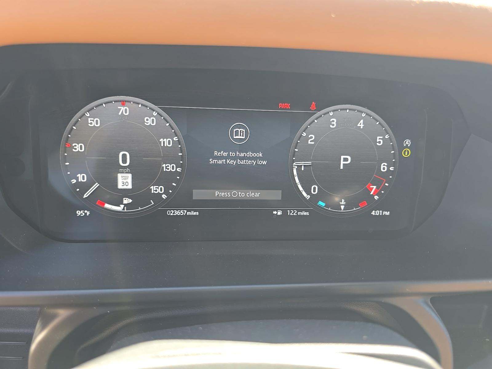2023 Land Rover Defender 130 X-Dynamic SE AWD