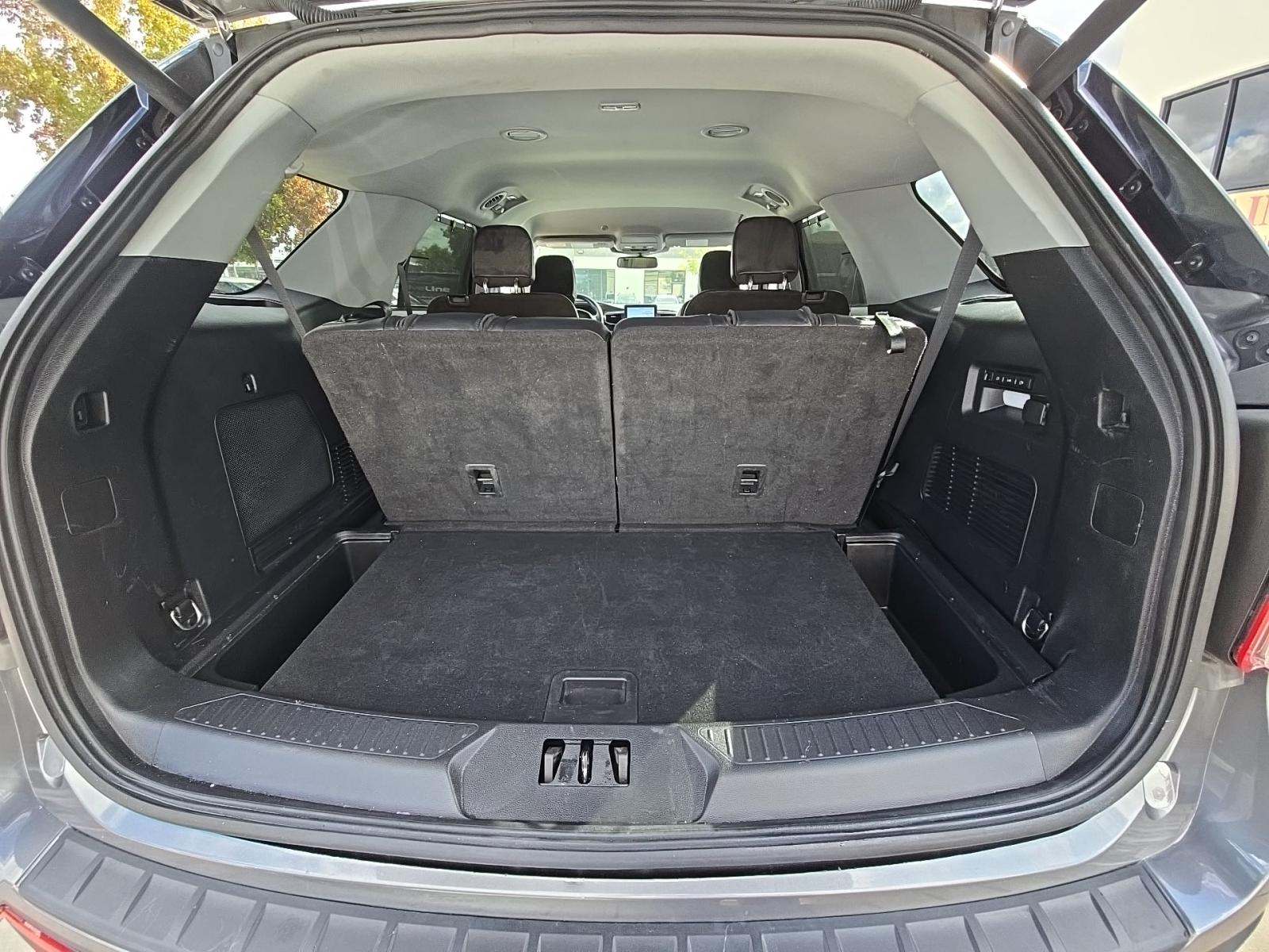 2023 Ford Explorer Limited RWD