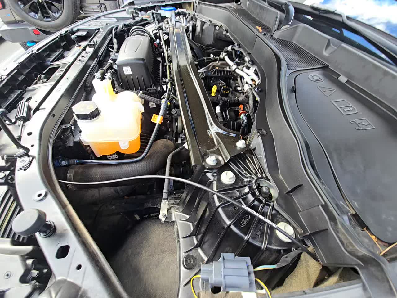 2023 Ford Explorer Limited RWD