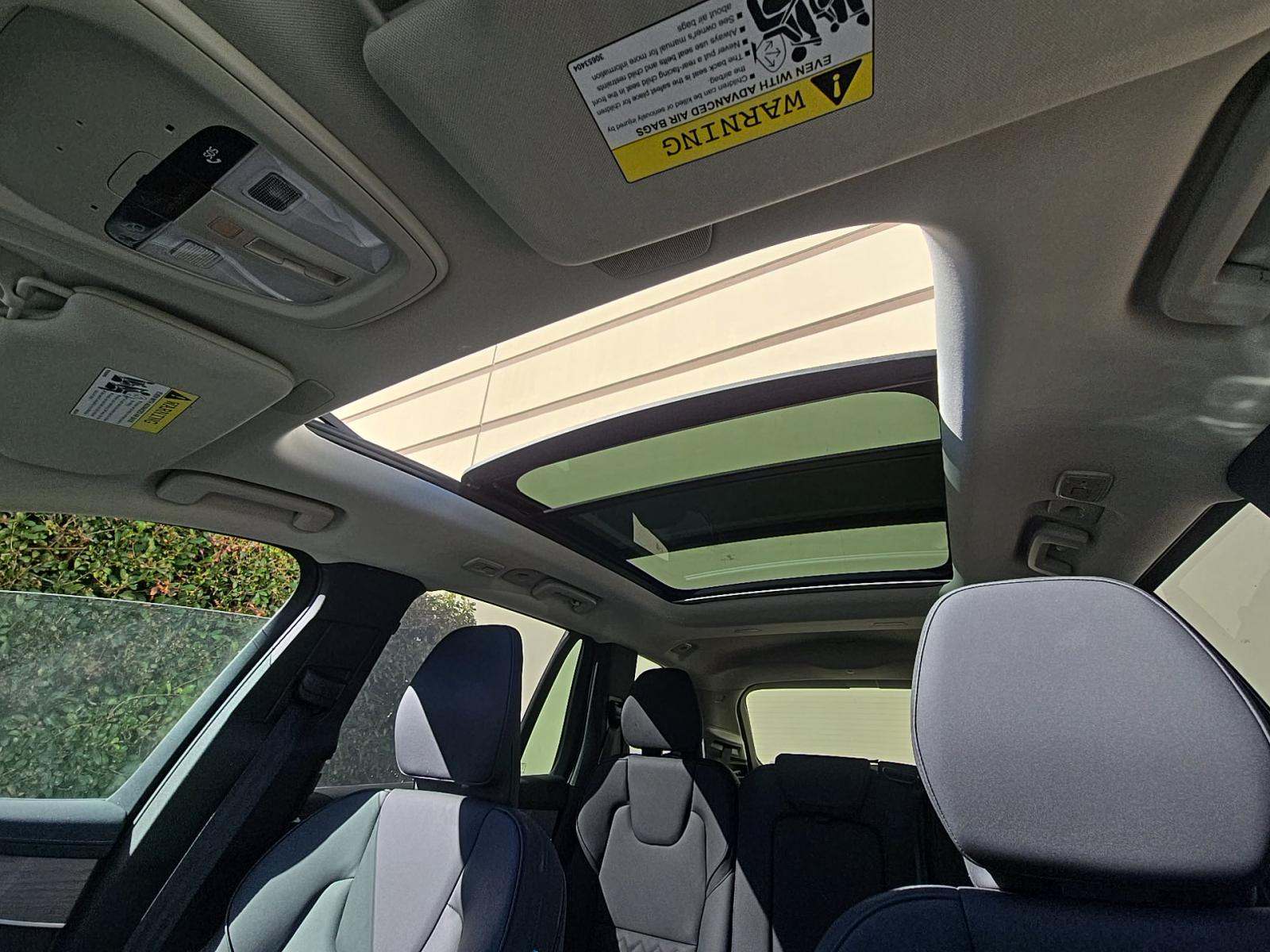 2025 Volvo XC90 B6 Plus AWD