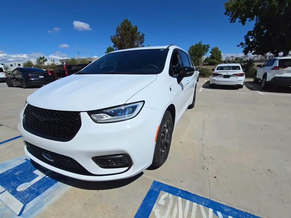 2024 Chrysler Pacifica Hybrid Select S Appearance FWD