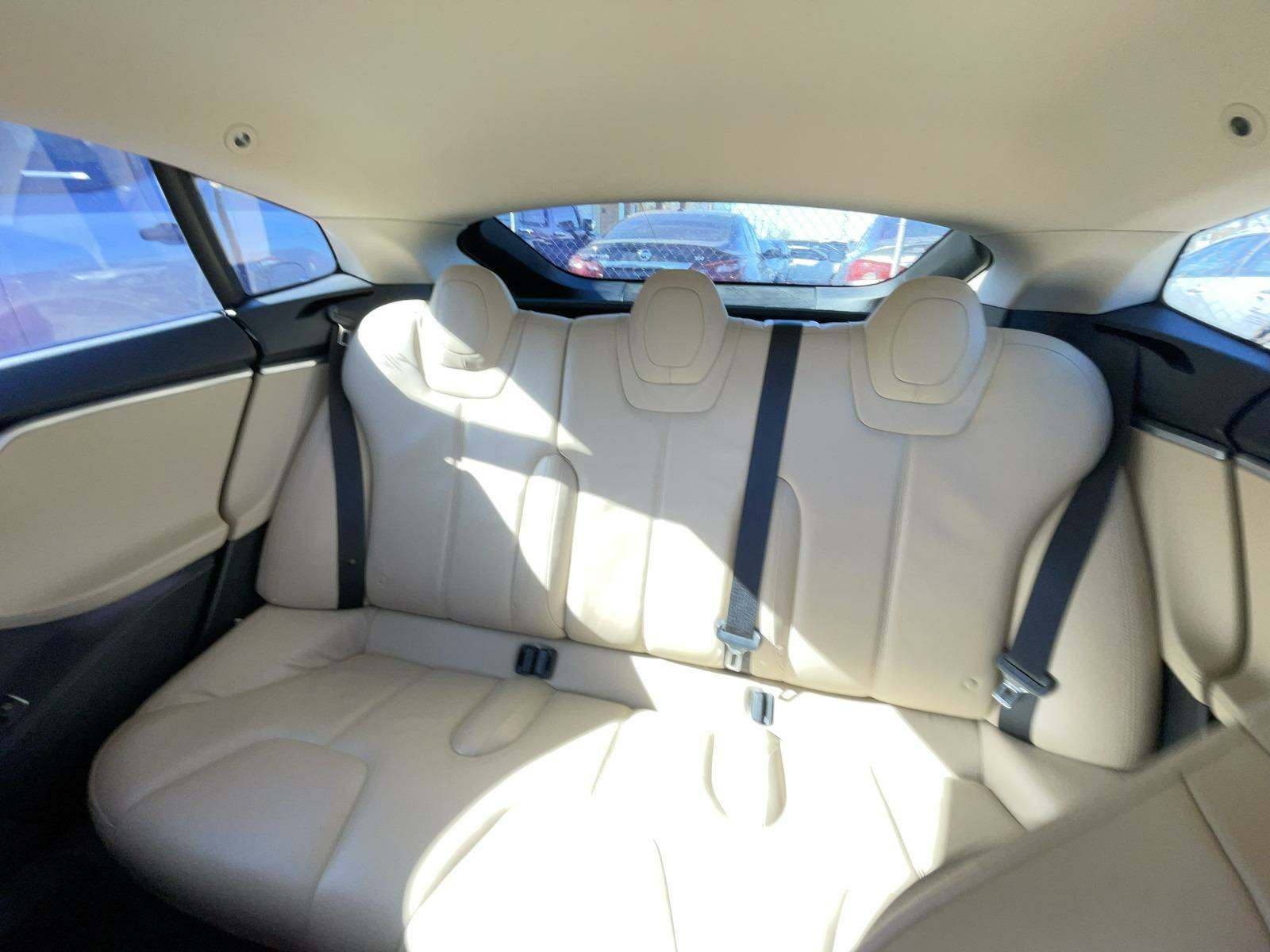 2014 Tesla Model S P85 RWD