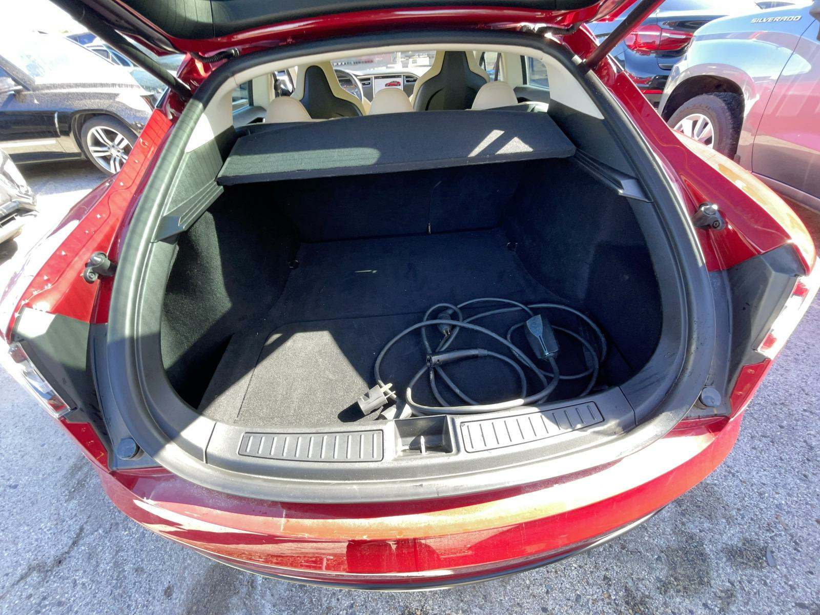 2014 Tesla Model S P85 RWD