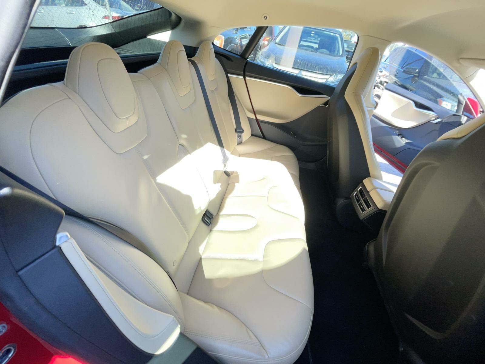 2014 Tesla Model S P85 RWD