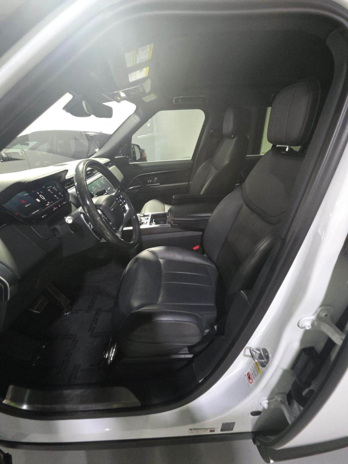 2023 Land Rover Range Rover SE AWD