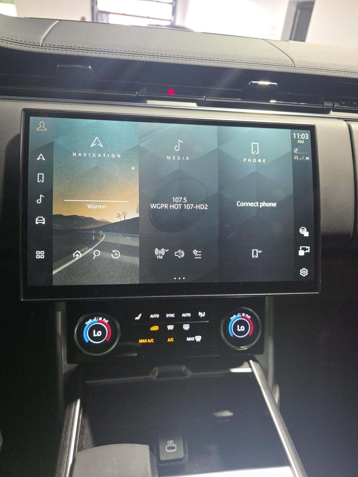 2023 Land Rover Range Rover SE AWD