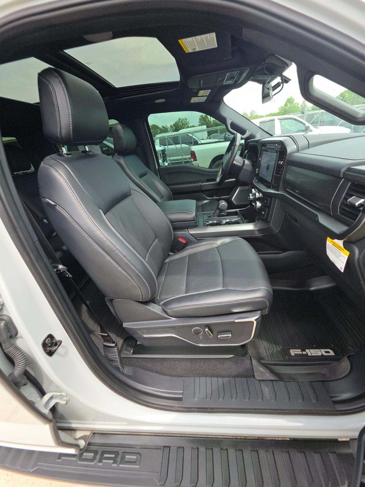 2024 Ford F-150 Hybrid Lariat AWD