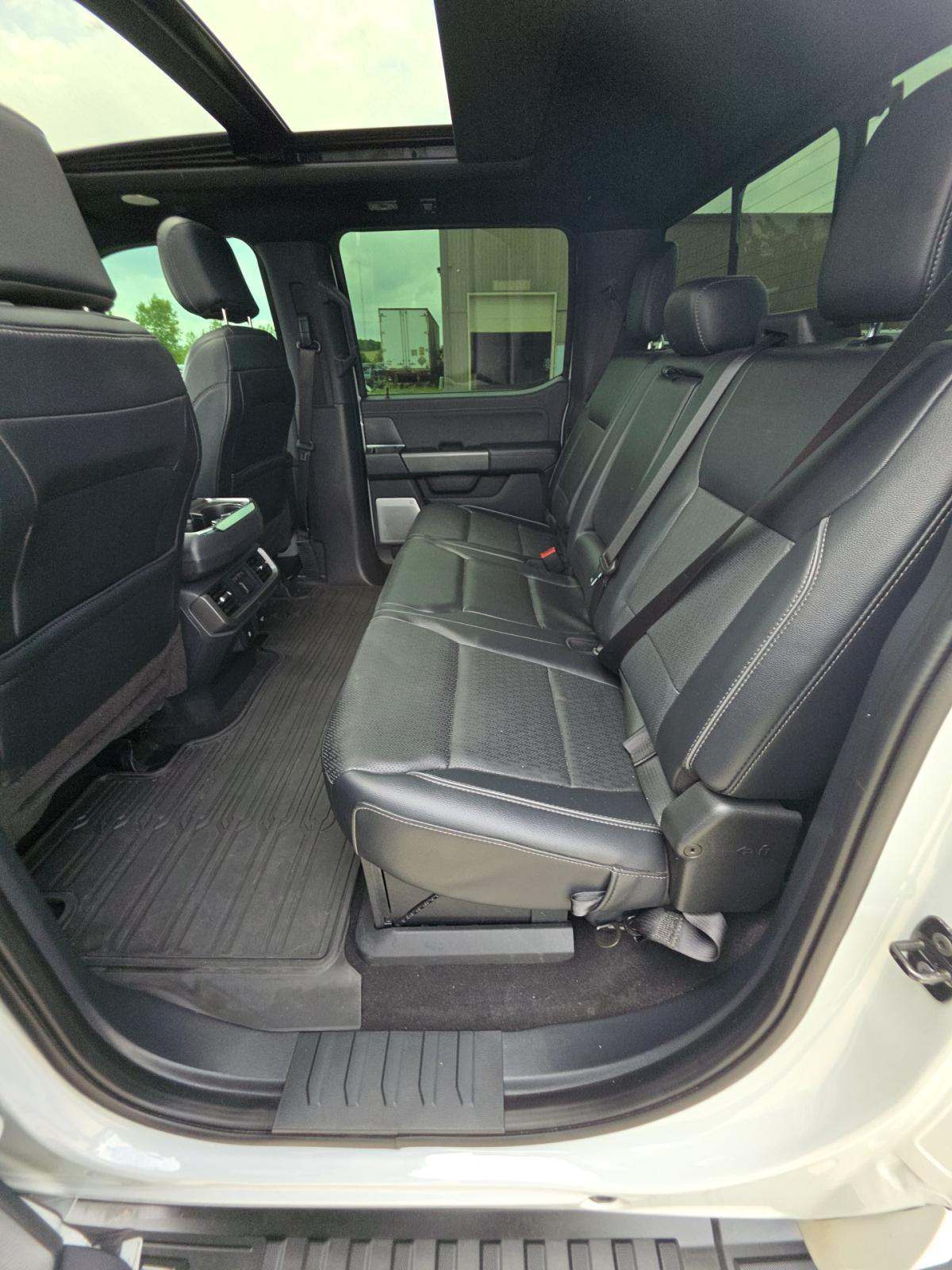 2024 Ford F-150 Hybrid Lariat AWD
