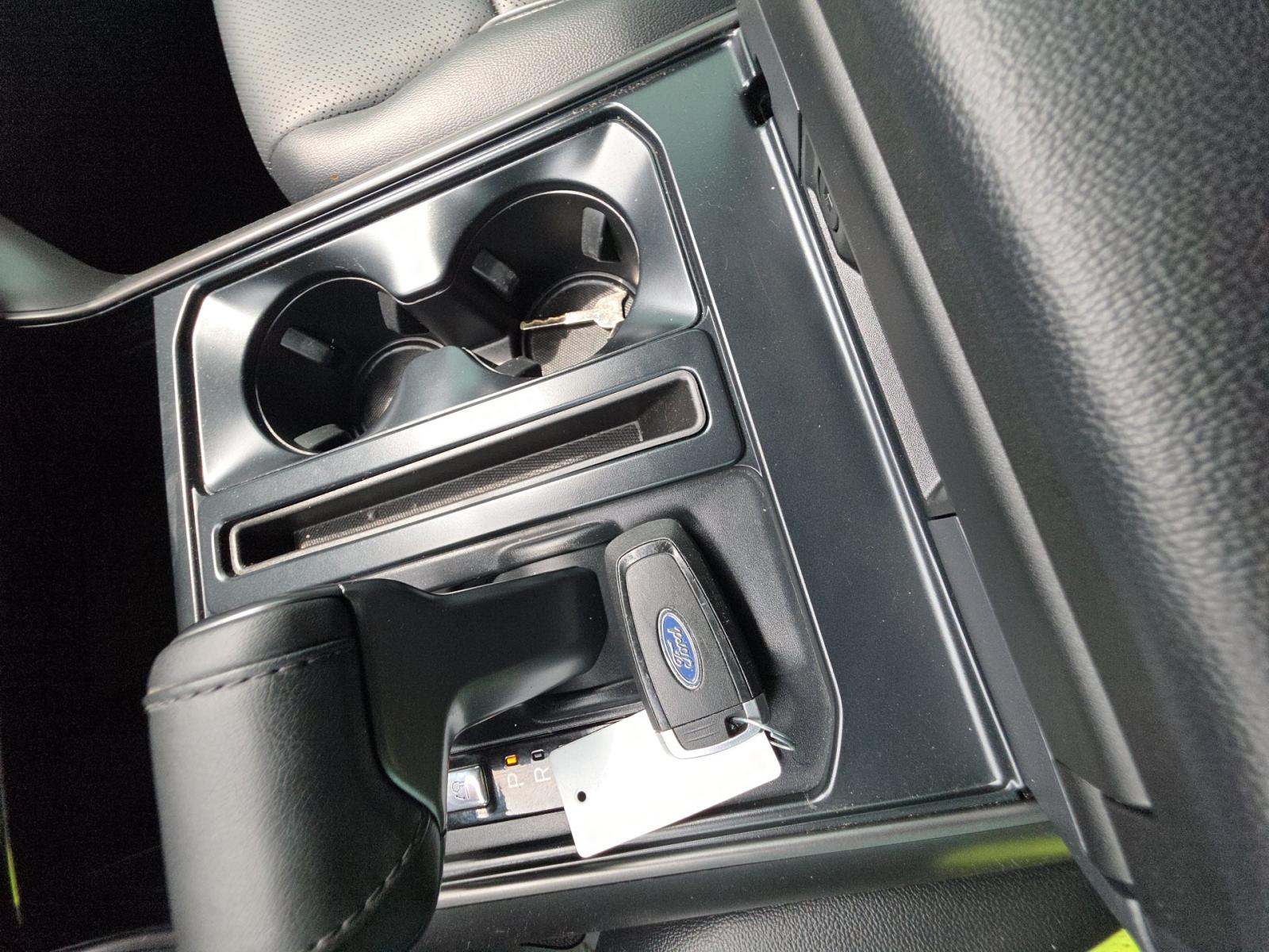 2024 Ford F-150 Hybrid Lariat AWD