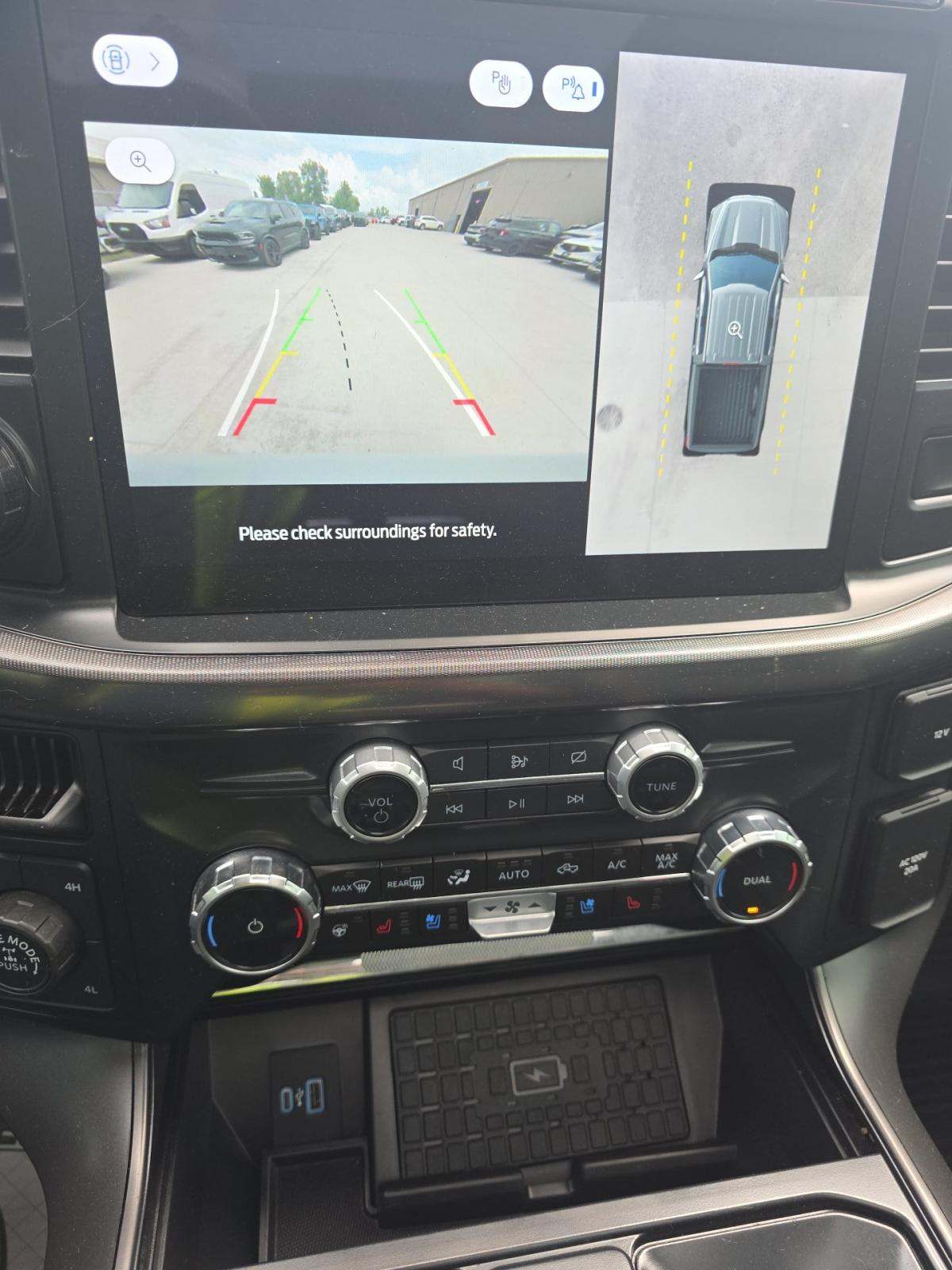 2024 Ford F-150 Hybrid Lariat AWD
