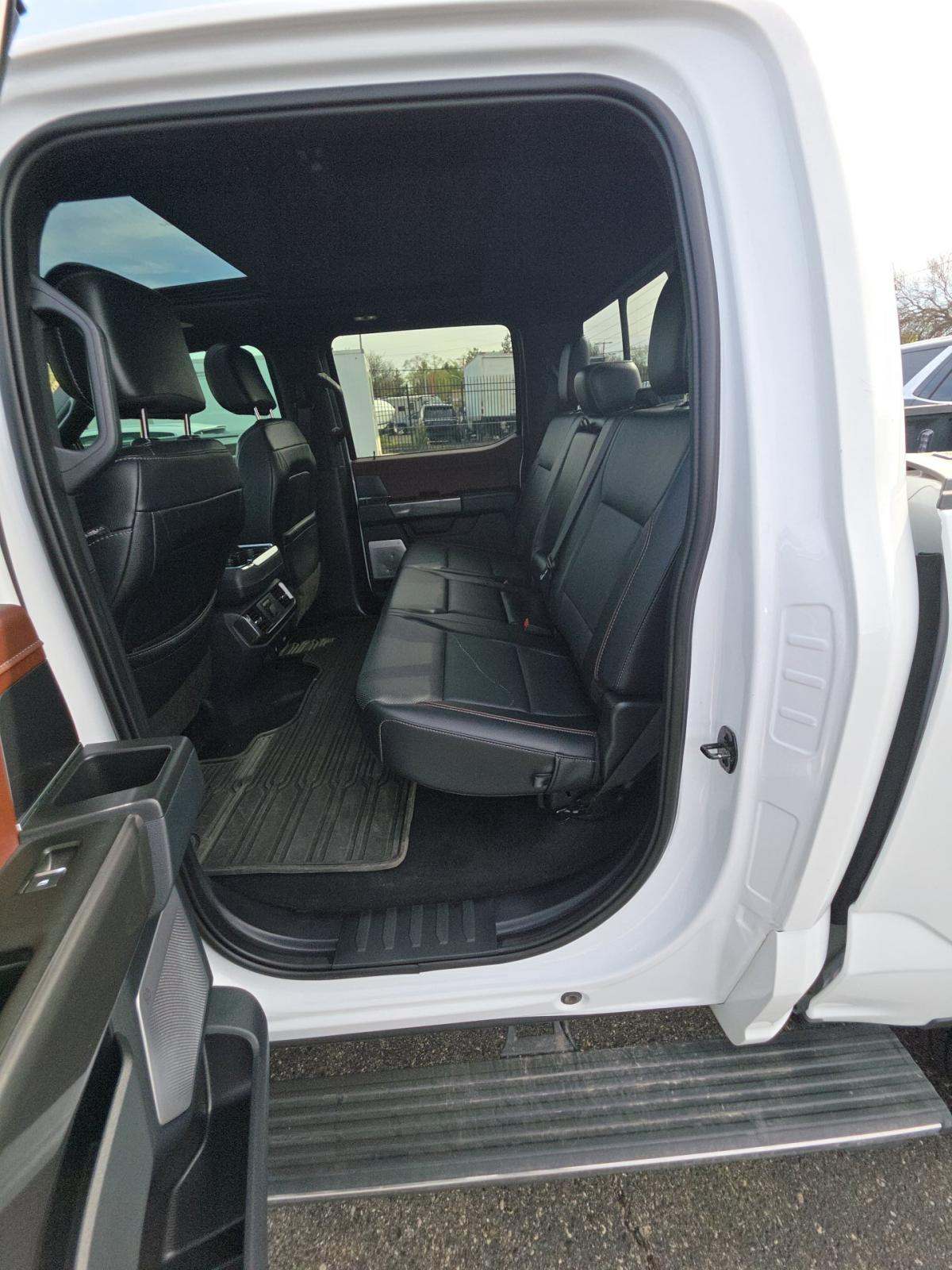 2023 Ford F-150 Lariat AWD