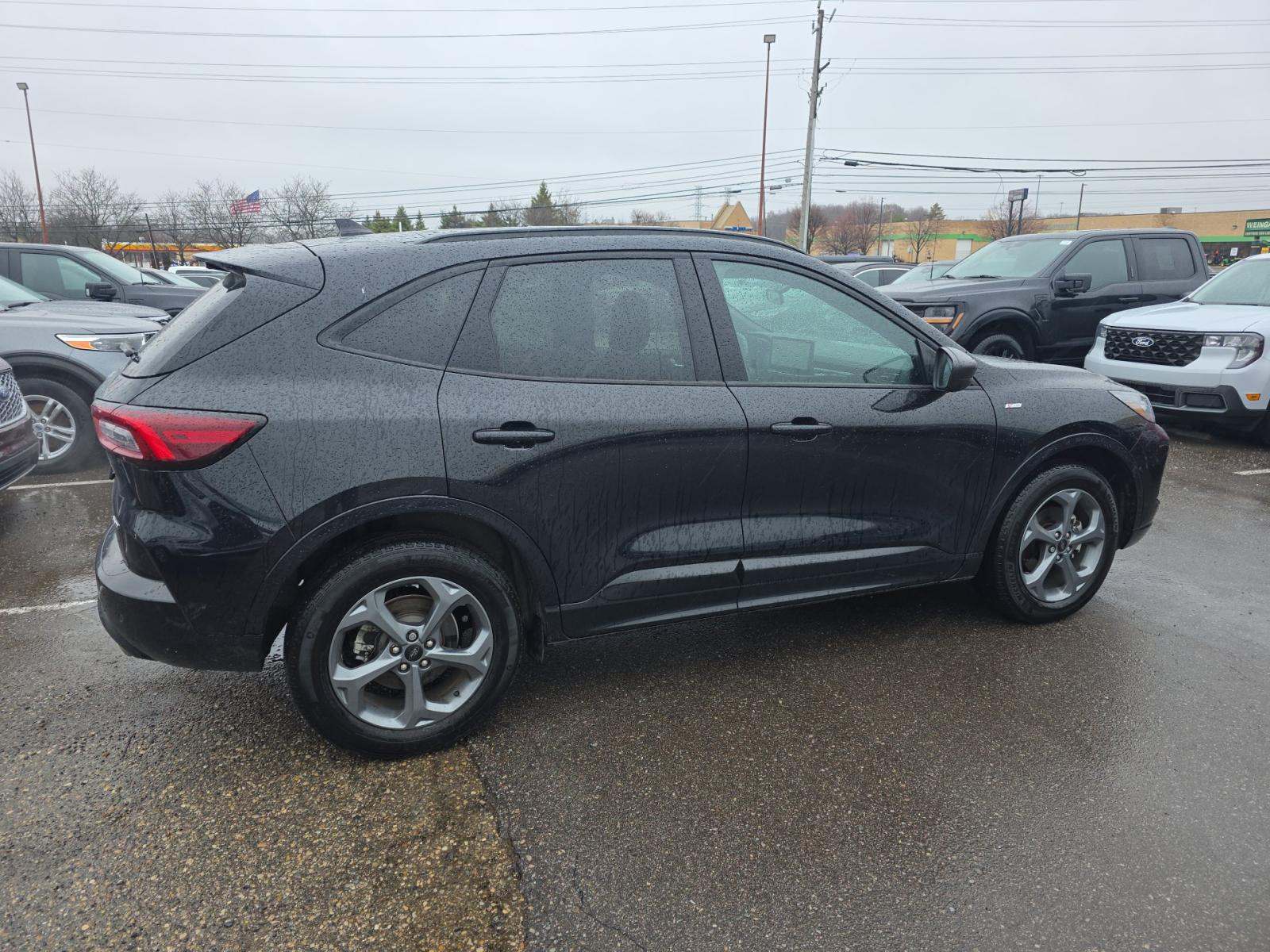 2024 Ford Escape ST-Line AWD