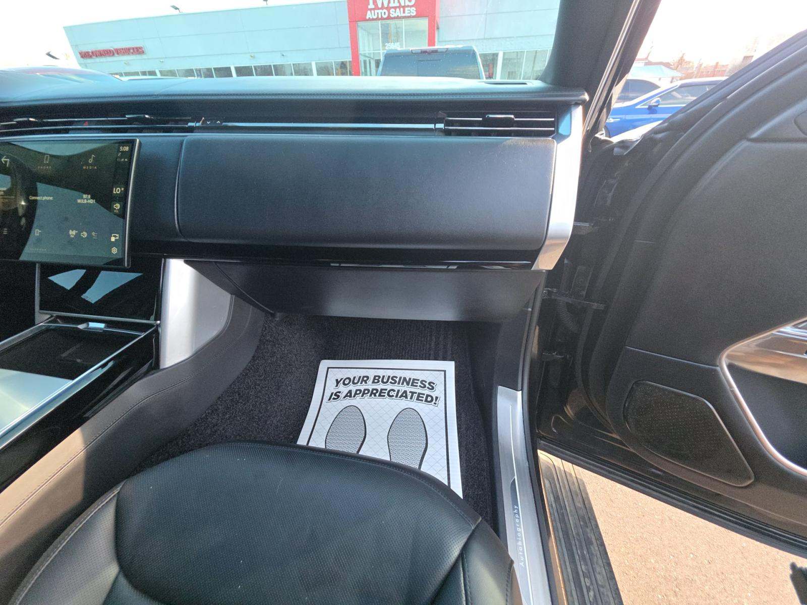 2025 Land Rover Range Rover Autobiography LWB AWD