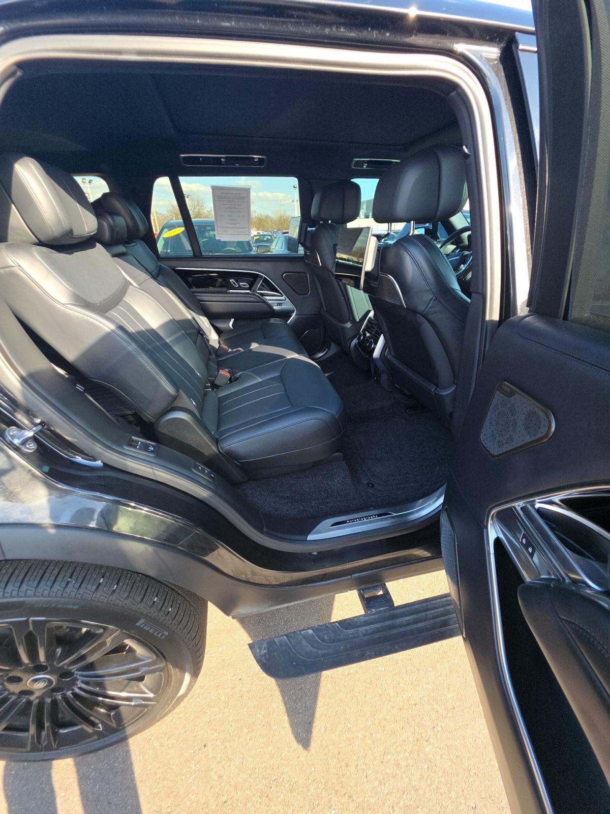 2025 Land Rover Range Rover Autobiography LWB AWD