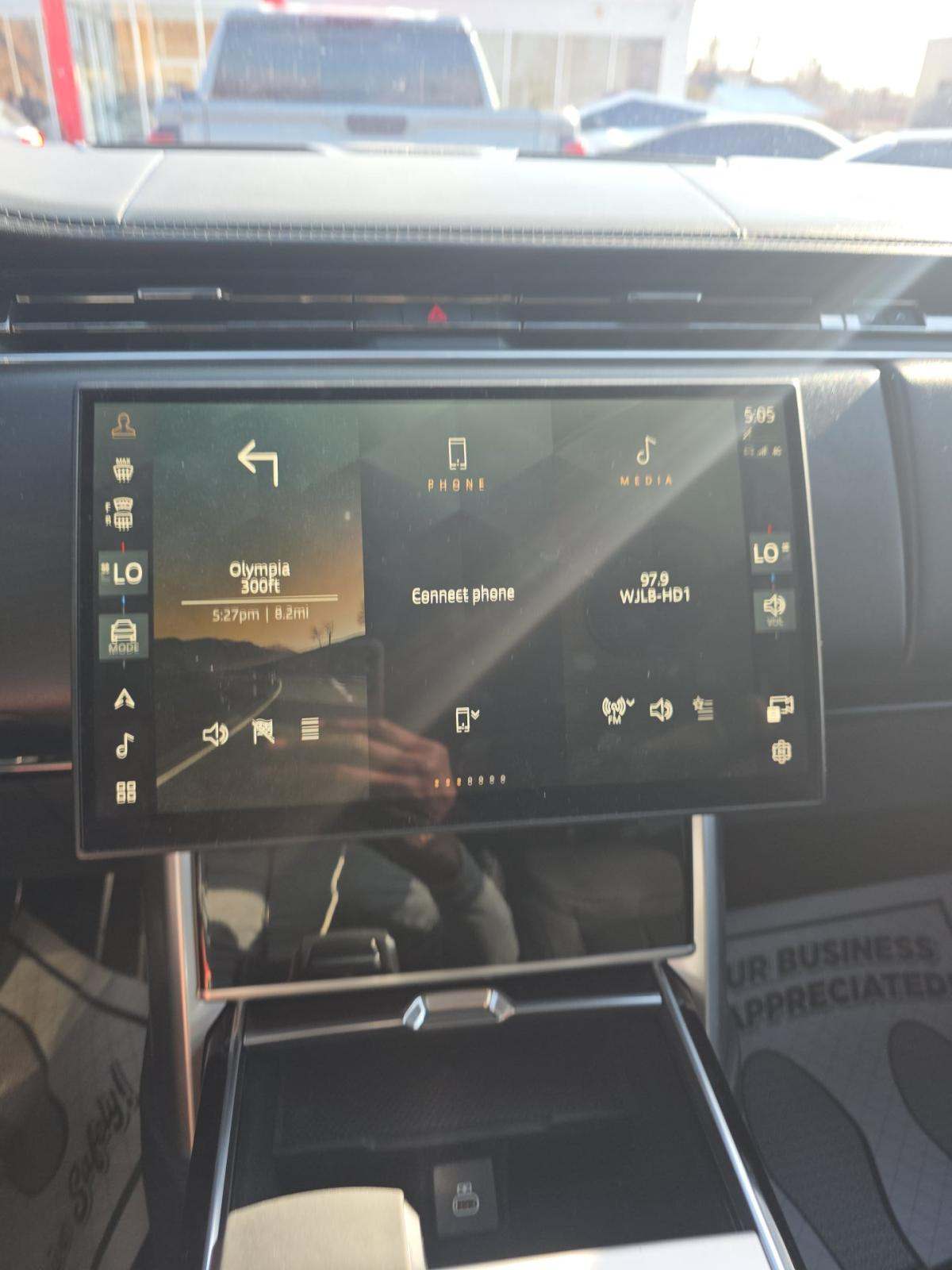 2025 Land Rover Range Rover Autobiography LWB AWD