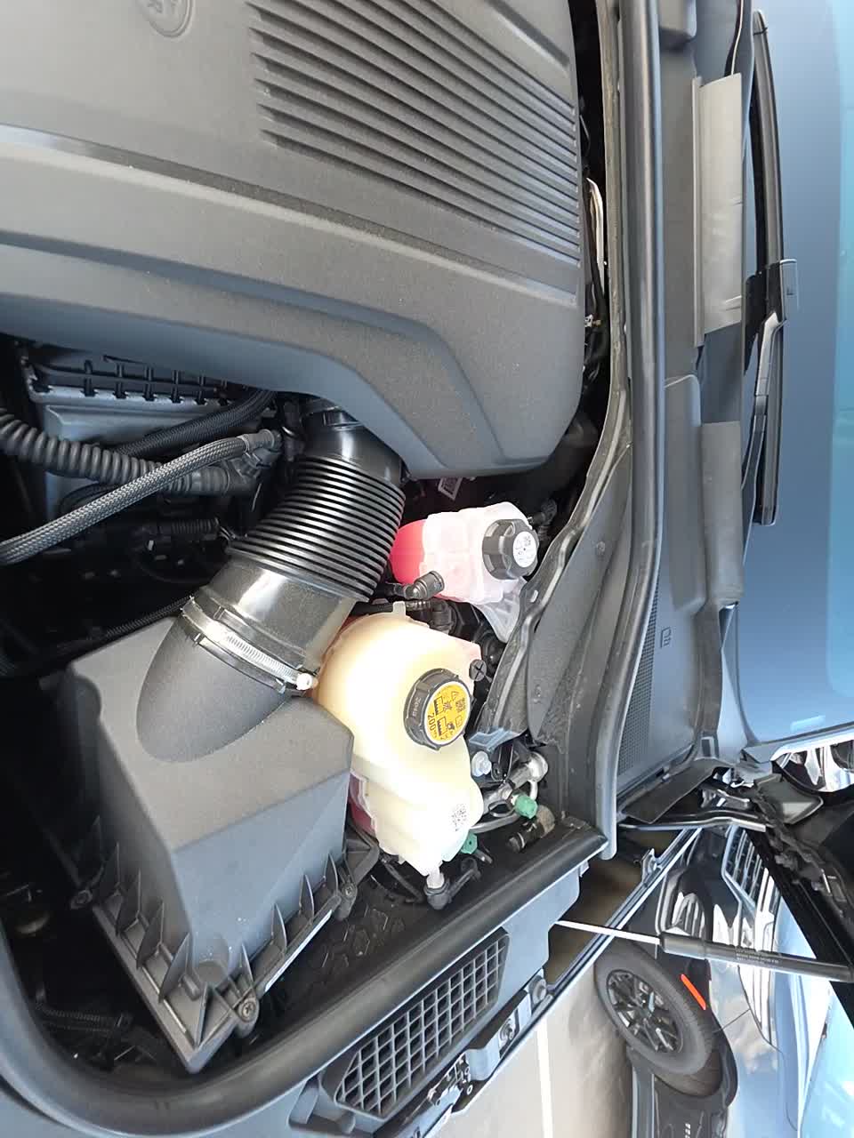 2025 Land Rover Range Rover Autobiography LWB AWD