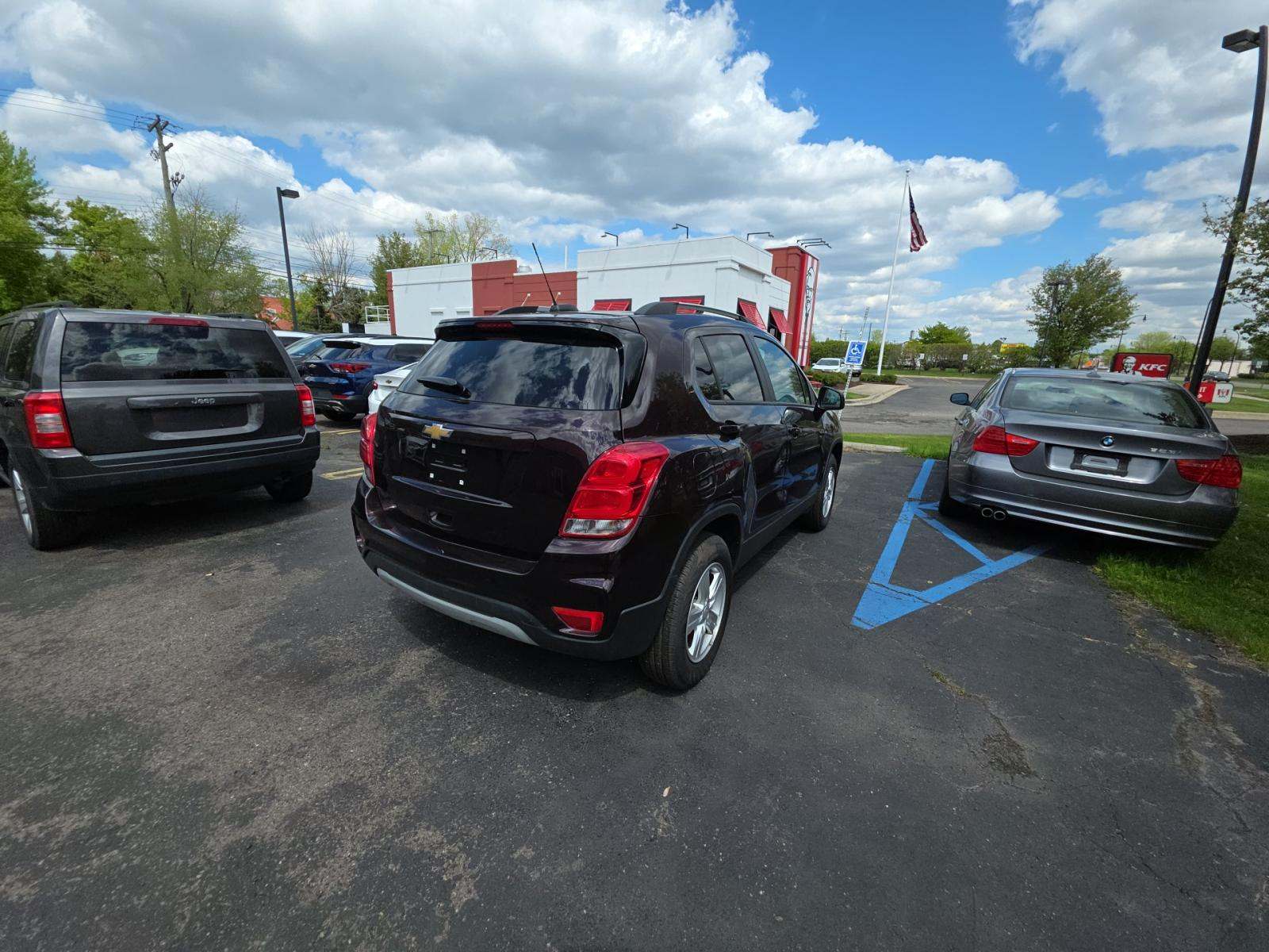CHEVROLET TRAX - 3
