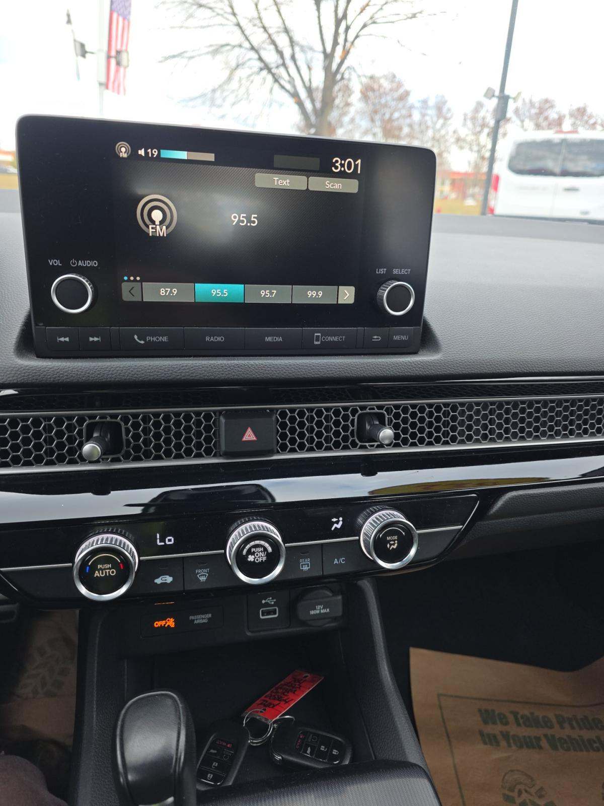 2022 Honda Civic Sport FWD