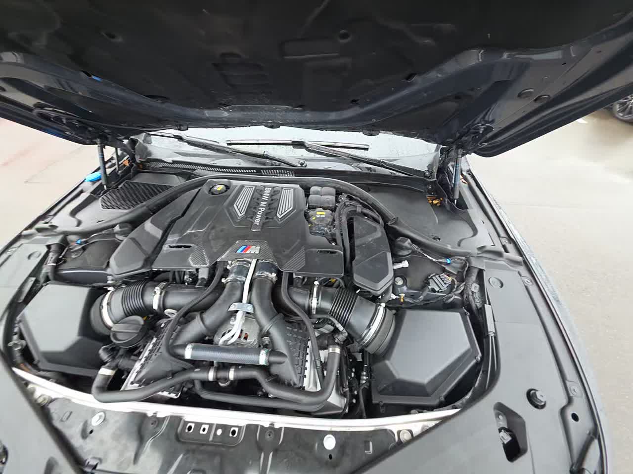 2022 BMW M8 Competition AWD