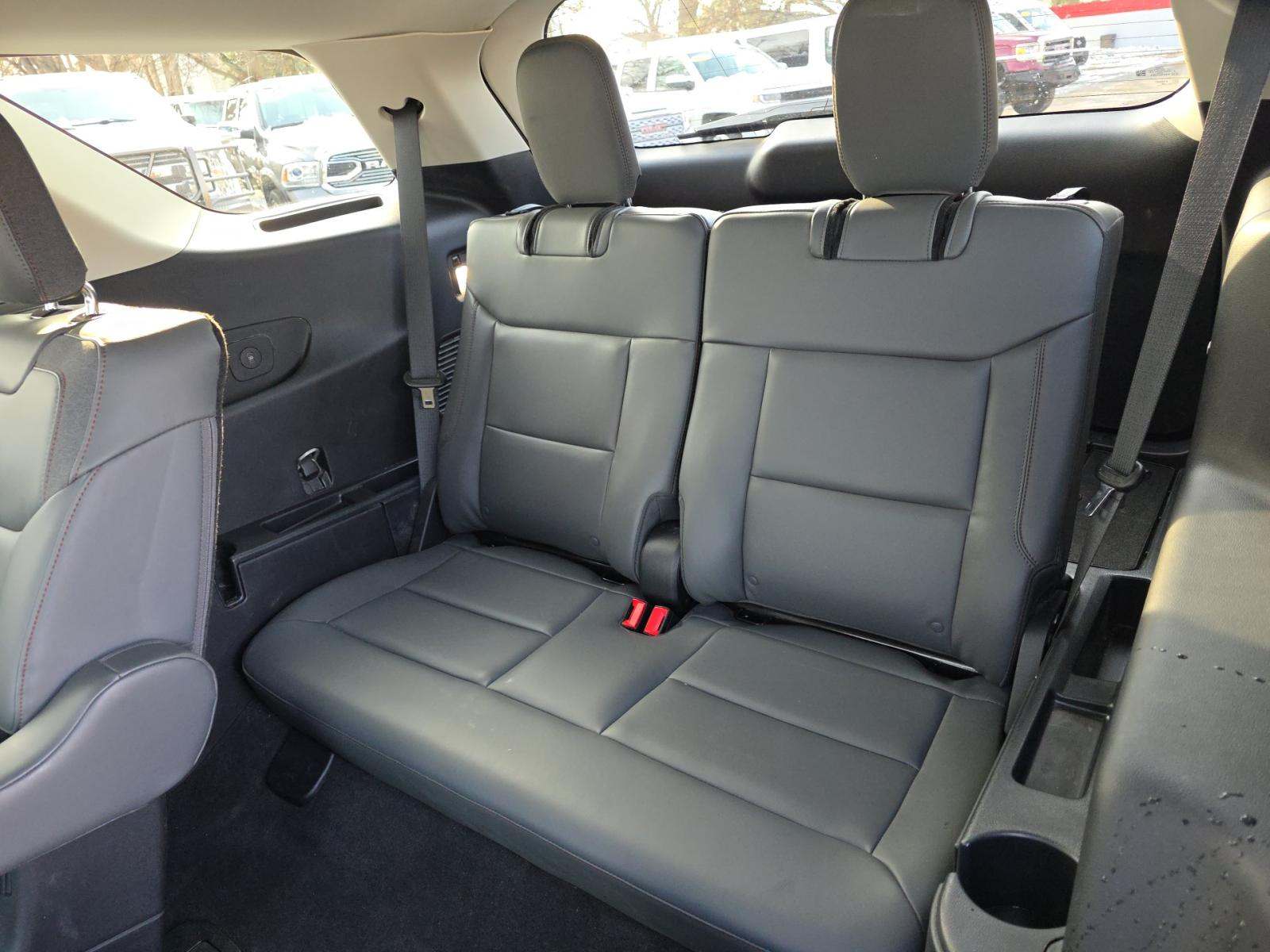 2025 Ford Explorer Active AWD