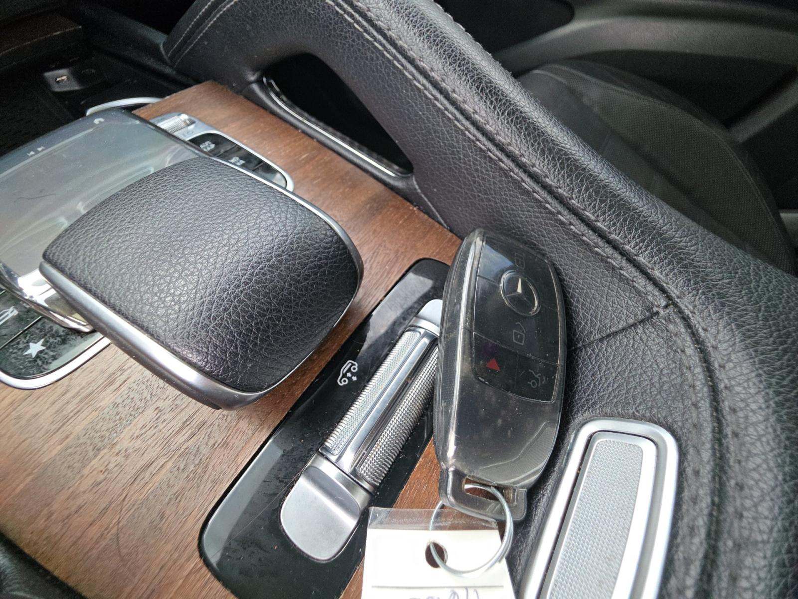 MERCEDES-BENZ GLE - 8