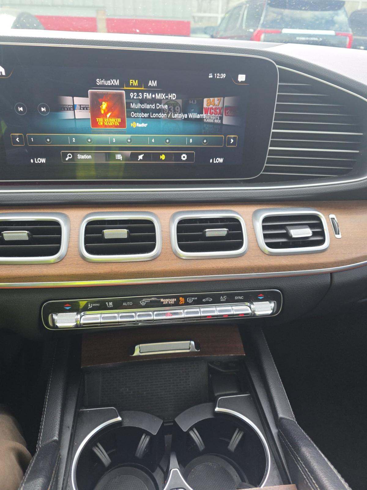 MERCEDES-BENZ GLE - 10