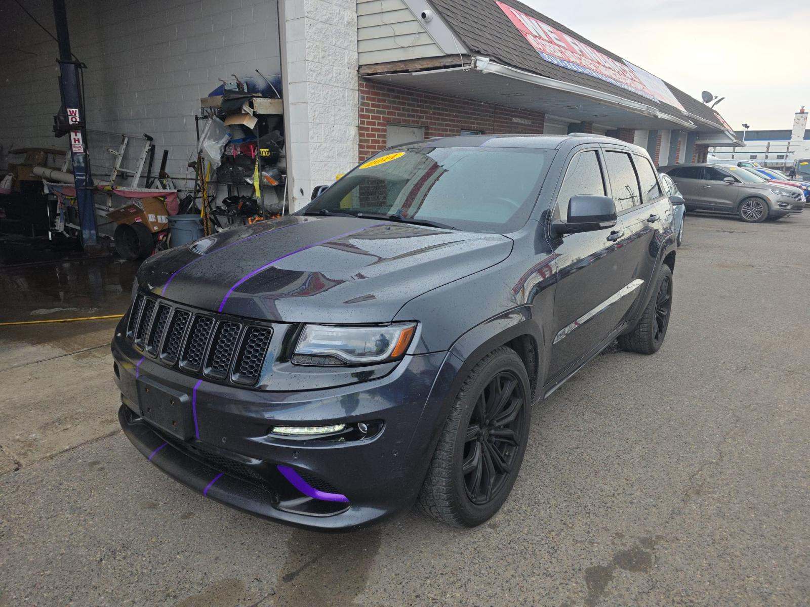 JEEP SRT8 - 1