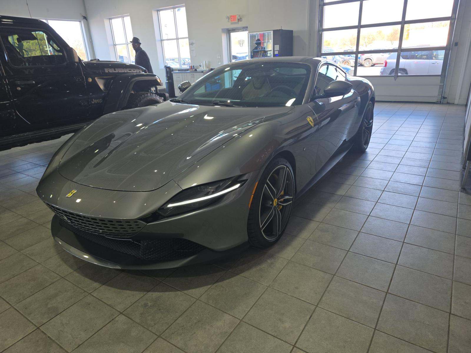 2023 Ferrari Roma Base RWD